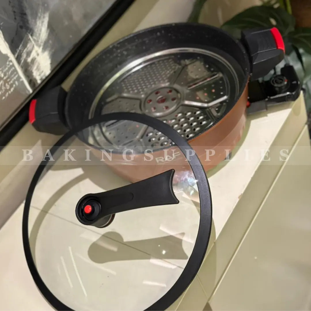 RAF 8L Electric Hot Pot with Steaming Rack 1350W