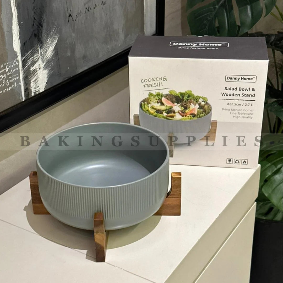 Salad Bowls with Wooden Stand – 2.7 L Capacity