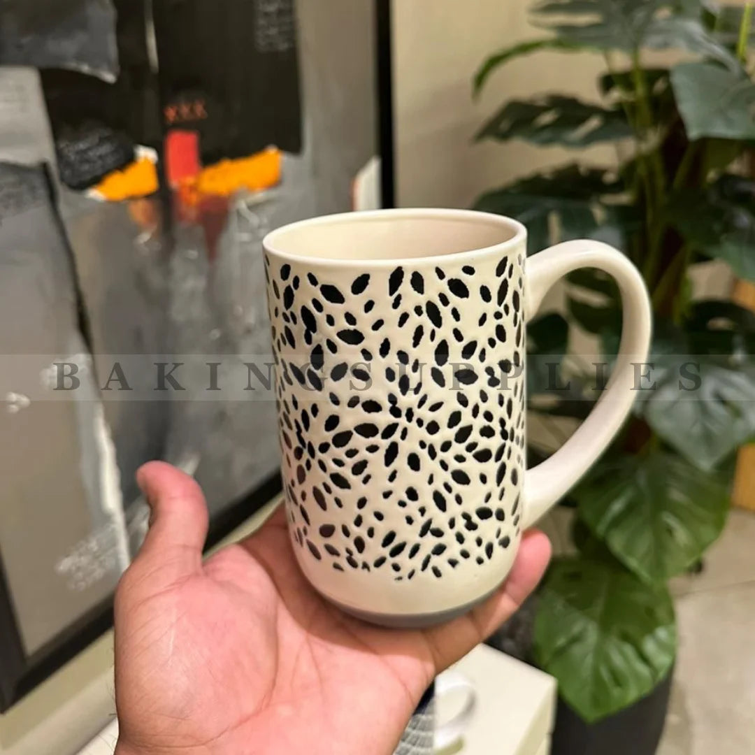 Set of 6 Ceramic Mugs – Classic Drinkware Collection