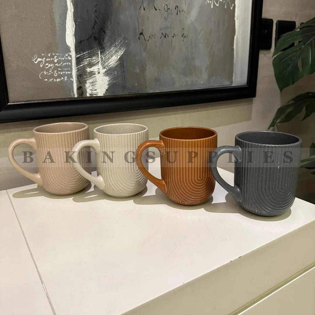 Set of 4 Mugs Collection